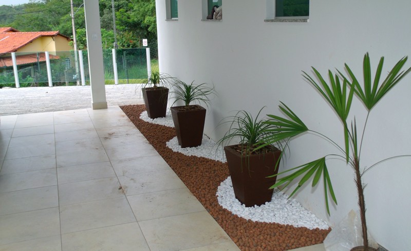 Casa 1 – Jardim lateral